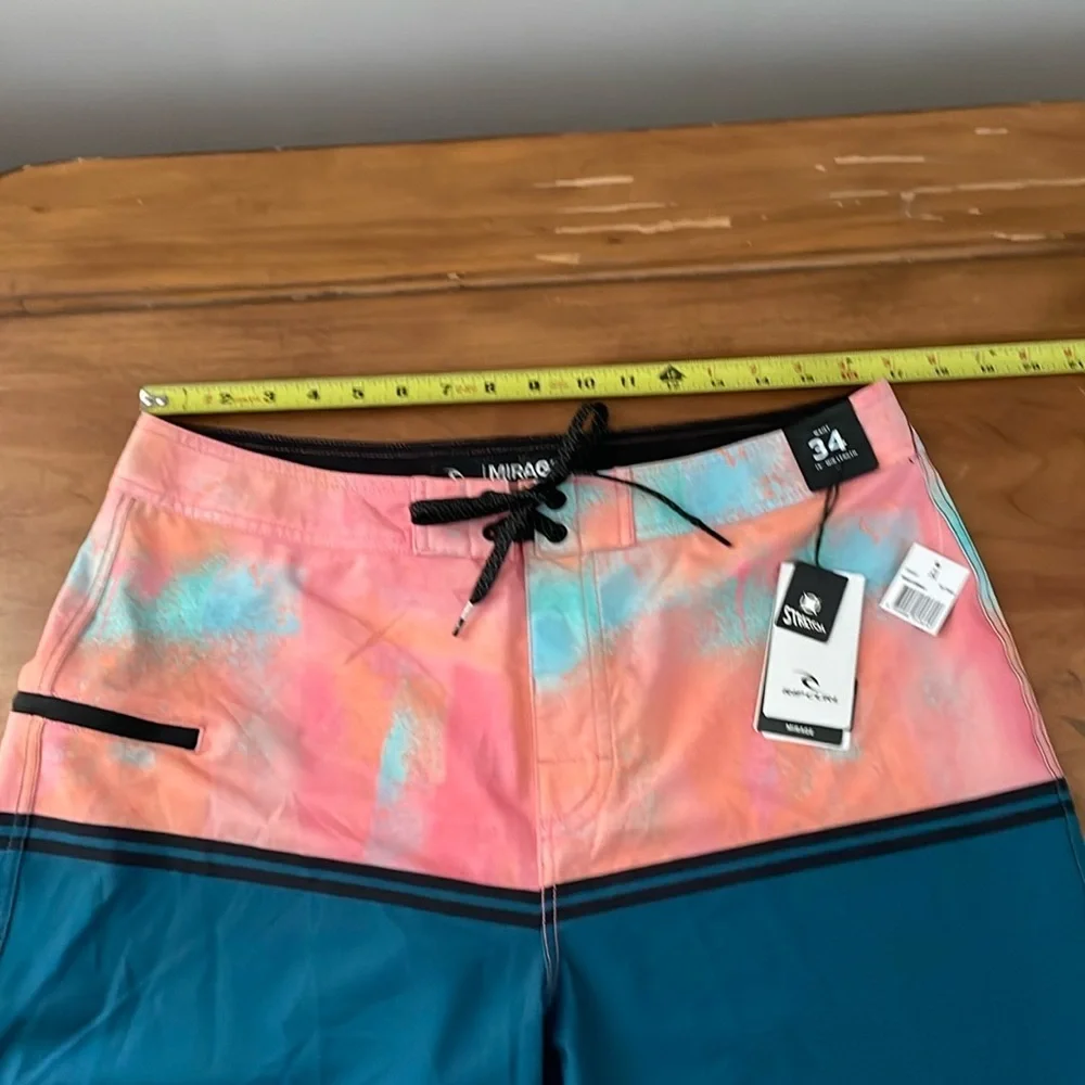 Rip Curl NWT Mirage Board Shorts Size 34
